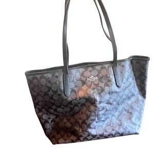 Coach City Tote Signature Canvas Black Shoulder Bag large tote bag